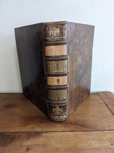 Altes buch vence - altes, buch-vence/calmet-la